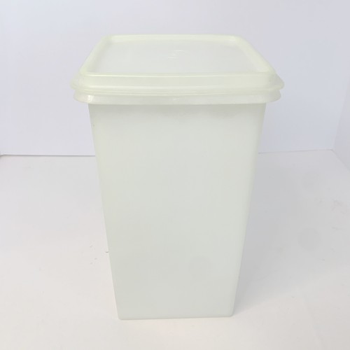 Vintage tupperware cracker - tupperware,
