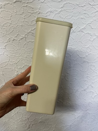 Tupperware cheese and cracker - tupperware,